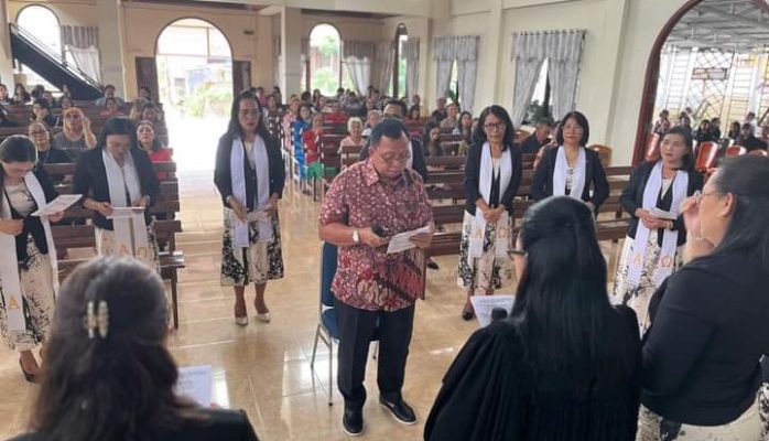 Ibadah Pengutusan Calon Bupati oleh Jemaat Tounsaru, RD Minta Doa Restu