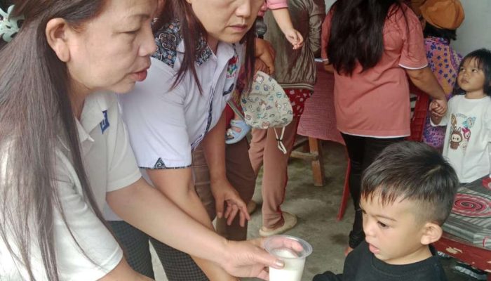 Kegiatan Posyandu Rutin di Desa Teep Minahasa